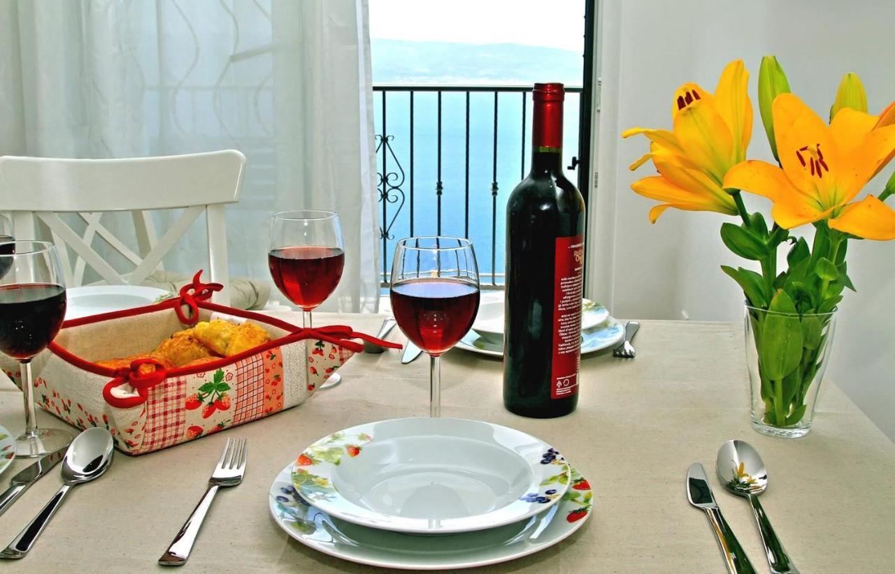 Willa House Dunja Omiš Zewnętrze zdjęcie